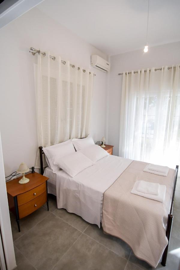 Anna Apartment Превеза Екстериор снимка