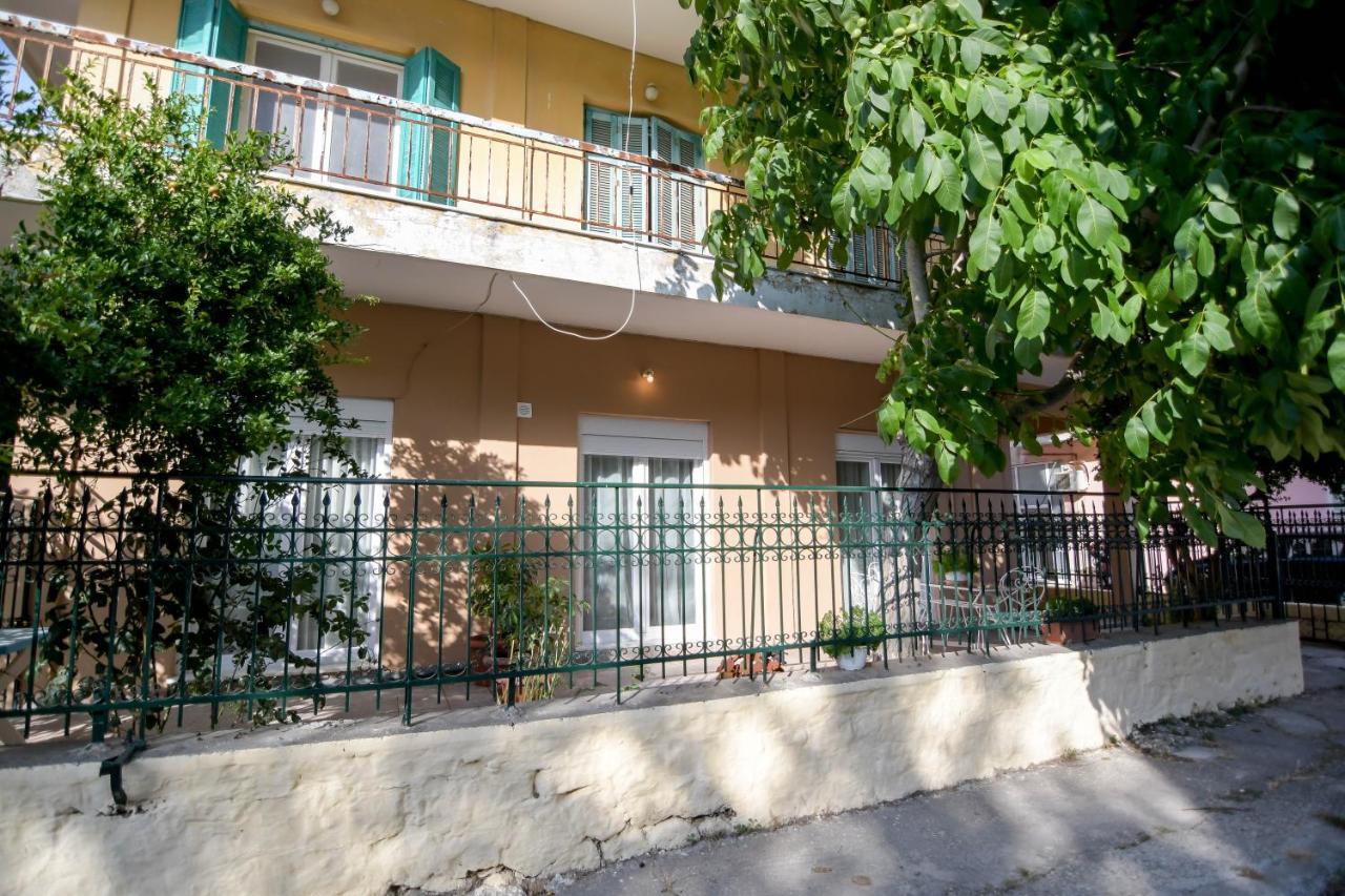 Anna Apartment Превеза Екстериор снимка
