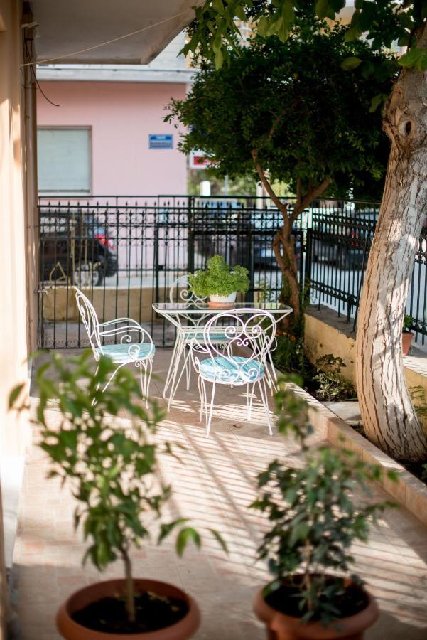 Anna Apartment Превеза Екстериор снимка
