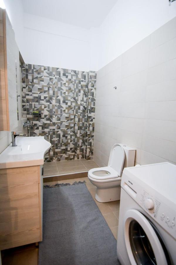 Anna Apartment Превеза Екстериор снимка
